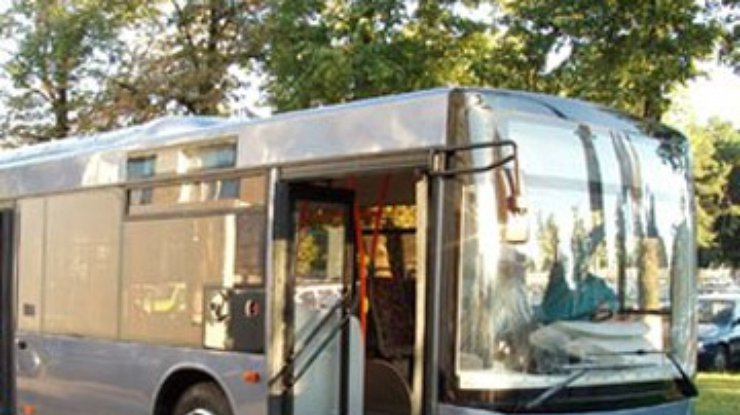 Во Львове в аварию попал автобус с паломниками, 7 человек погибли