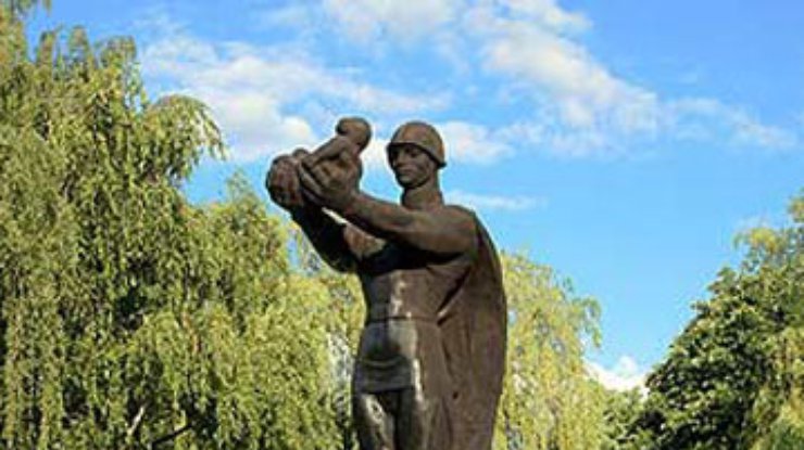 Львов согласен отдать Одессе памятник воину-освободителю