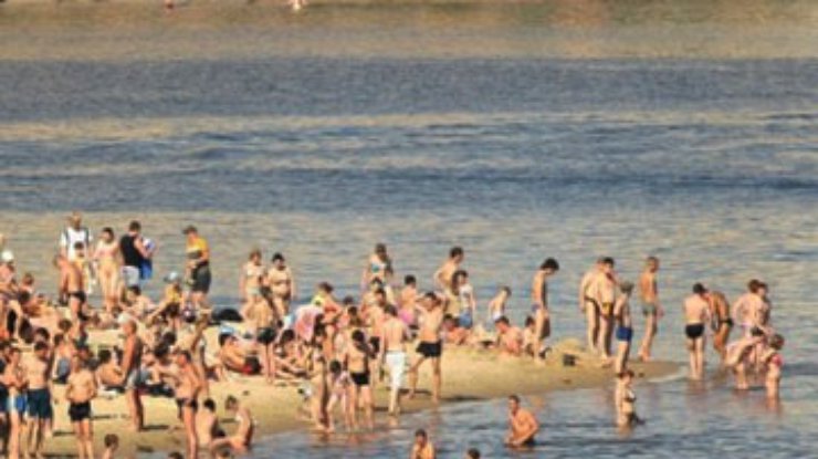 Посещение киевских пляжей опасно для здоровья
