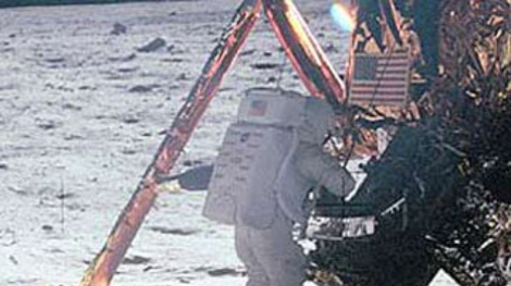 Восстановлена видеозапись первой прогулки человека по Луне