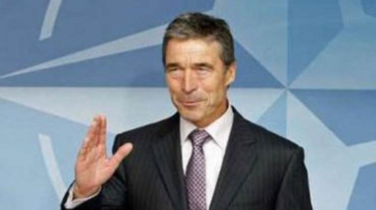 Расмуссен: НАТО готов принять новых членов