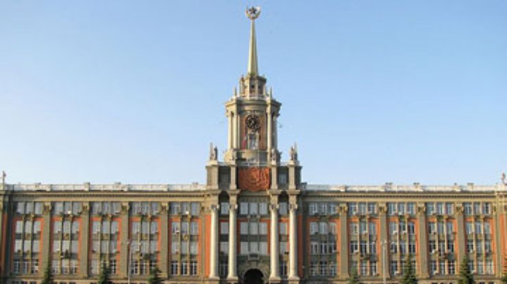 В Екатеринбурге школьникам запретили убирать классы