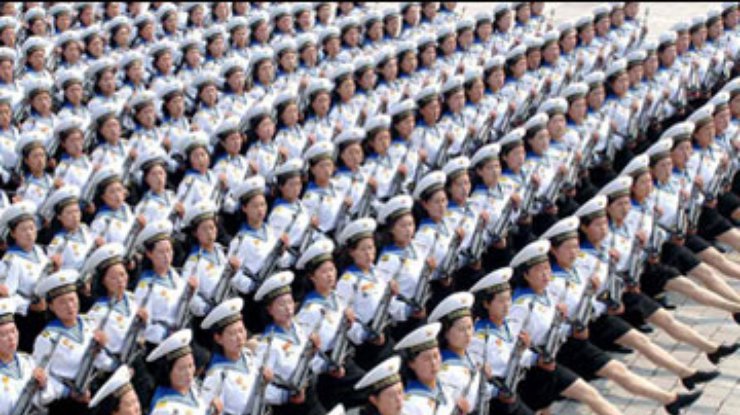 В КНДР объявлена мобилизация населения для "рывка к процветанию"