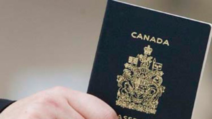 ЕС пригрозил Канаде визовым режимом