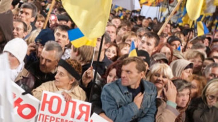 Тимошенко отменила митинги из-за "свиного" гриппа