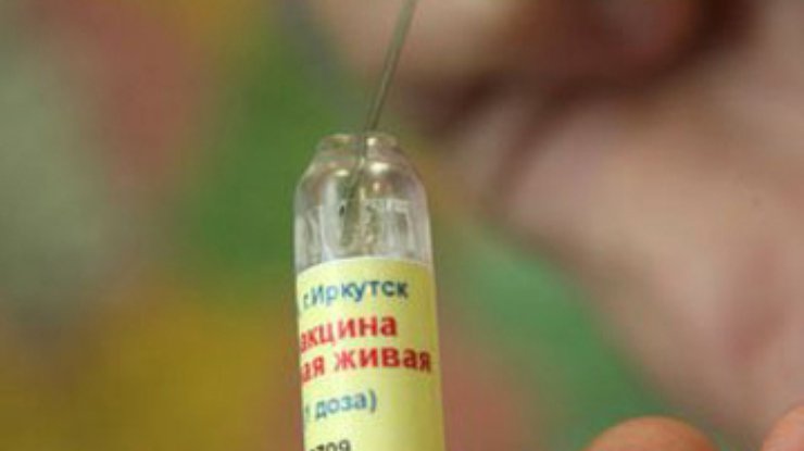 Специалисты призвали прекратить массовую вакцинацию