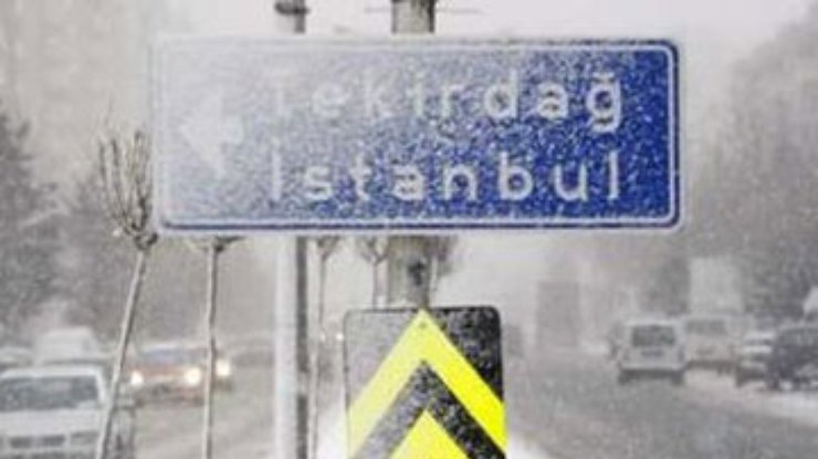Турцию, Грецию и Болгарию засыпали небывалые снегопады