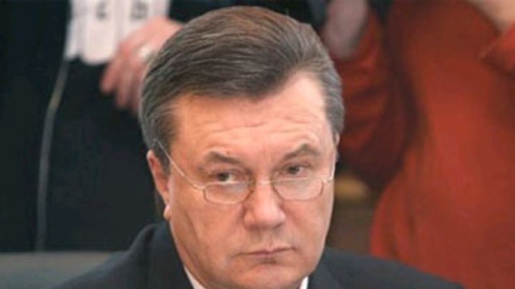Янукович не явился на теледебаты