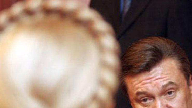 Янукович требует от Тимошенко извинений