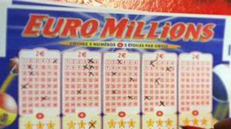 В Британии пара выиграла в лотерею 56 миллионов фунтов