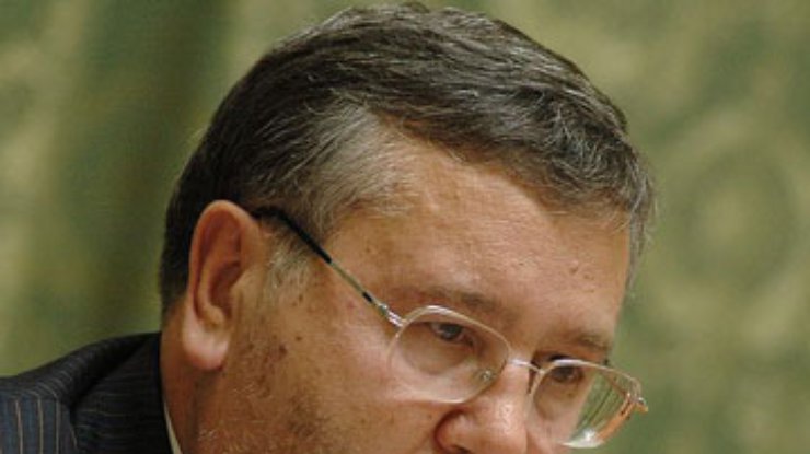 Гриценко: Соглашение Януковича по ЧФ - это измена