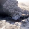 Вулкан в Исландии выбросил новое облако пепла