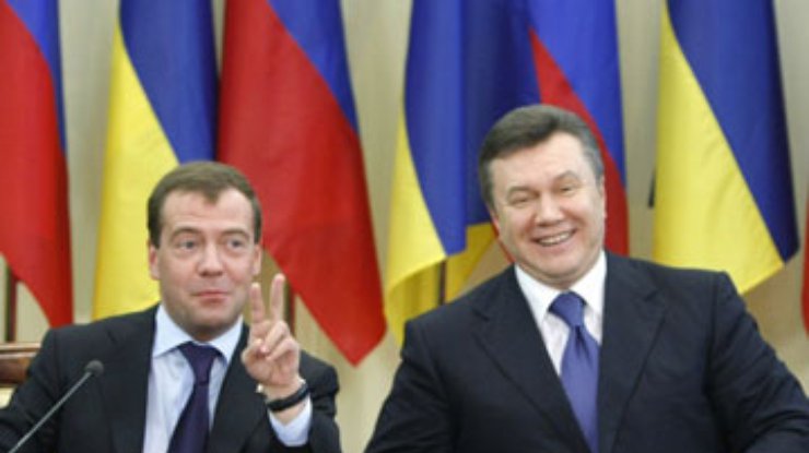 Януковичу предлагают вручить Нобелевскую премию за "харьковский пакт"