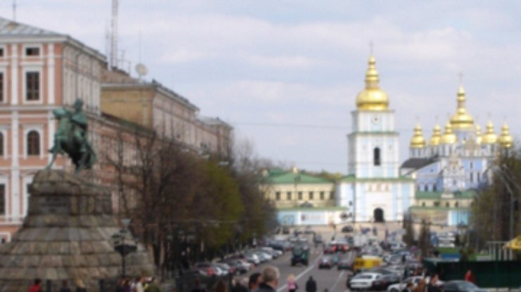 NZZ: Киеву грозит падение в долговую яму