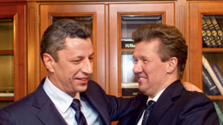 "Газпром" хочет полного слияния с "Нафтогазом"