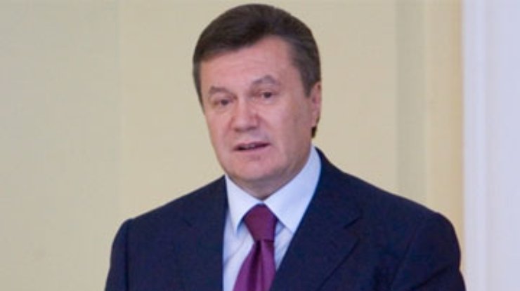 Новодворская назвала Януковича "кремлевским Франкенштейном"
