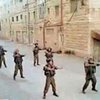 Израильские солдаты устроили танцы во время патрулирования Хеврона