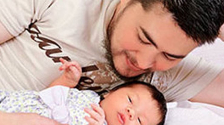 "Первый в мире беременный мужчина" родил третьего ребенка