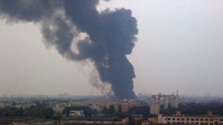 В Киеве на Нивках крупный пожар