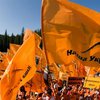 Партия Ющенко требует, чтобы КС не допустил переворота в стране