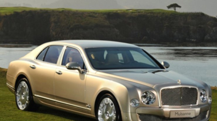 В России самую дорогую модель Bentley распродали на два года вперед