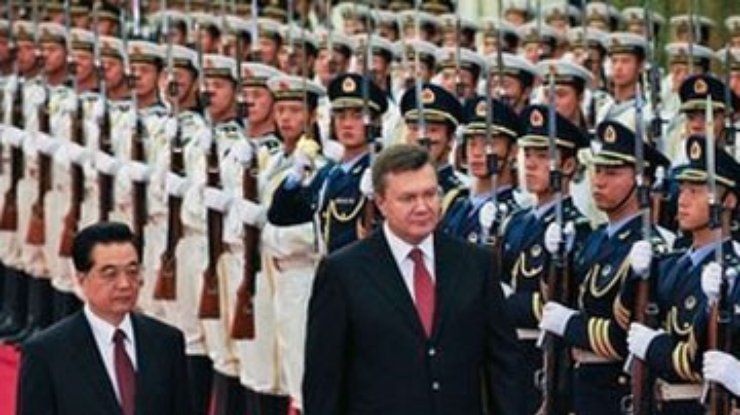 Янукович: Украина будет вкладывать в Китай