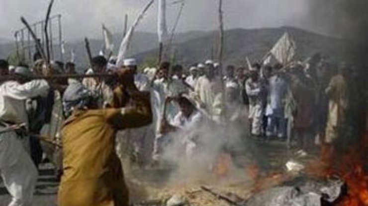 На акции против сожжения Корана в Афганистане погибли люди