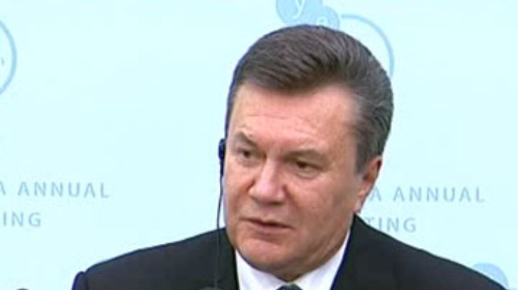 Вопрос о приватизации земли обсудит народ – Янукович
