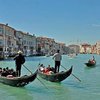 Жители Венеции попросили ЮНЕСКО защитить гондолы