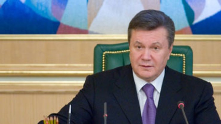 Янукович поручил милиции проверить сведения о фальшивых бюллетенях
