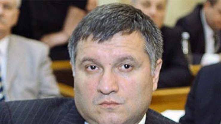 Суд отклонил просьбу Авакова отменить итоги выборов в Харькове