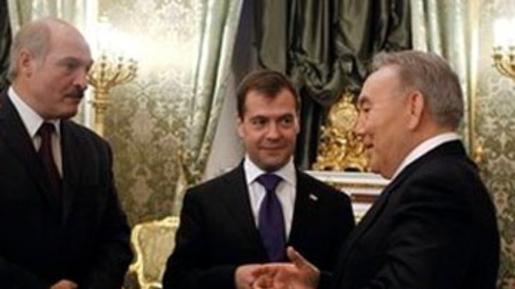 Медведев, Лукашенко и Назарбаев окончательно оформили ЕЭП