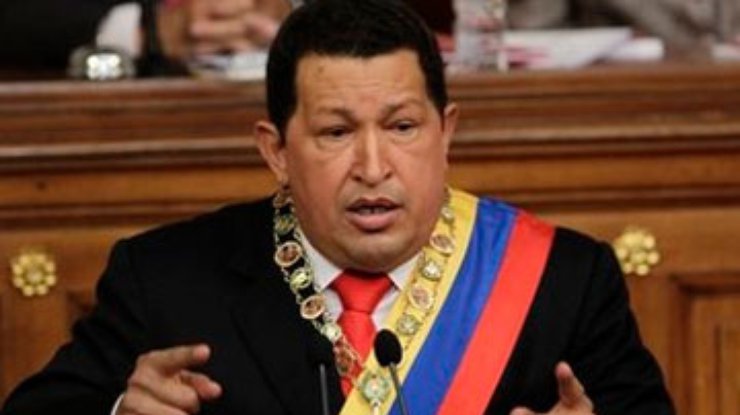 Чавес 7 часов выступал в парламенте, заявив о нефтяном рекорде