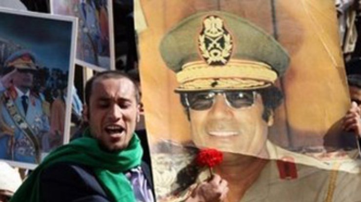 В Ливии против демонстрантов направили войска и отключили интернет