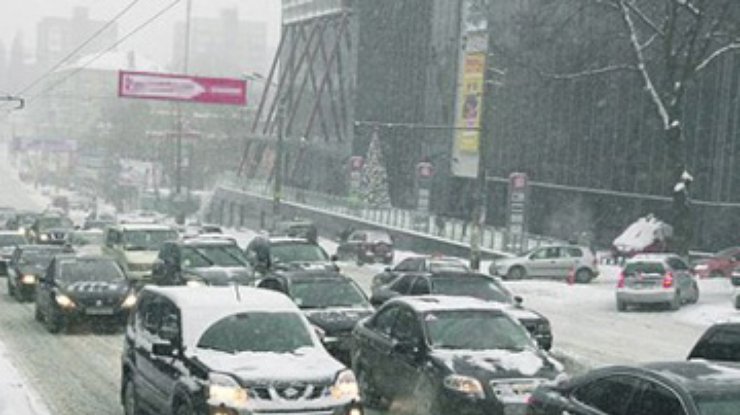 ГАИ просит водителей в непогоду поменьше ездить