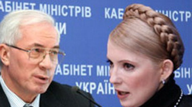 Азаров: Тимошенко подписала невыгодные газовые контракты из корыстных побуждений