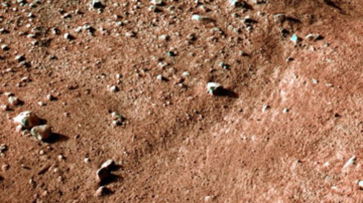 Ученые нашли на Марсе водяные лужи