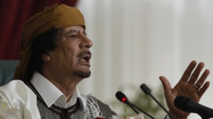 Каддафи даст населению оружие всех типов