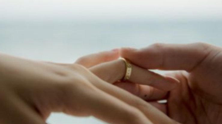 Любовь остается для украинцев основной причиной вступления в брак