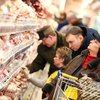 Украинцы тратят все больше денег на еду