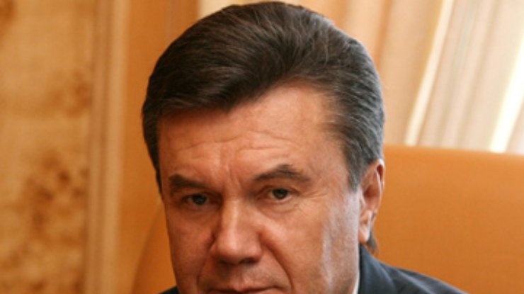 Янукович рассказал, сколько заработал за первый год президентства