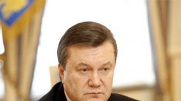 Янукович предложил журналистам рассказать ему о своих притеснениях