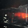 Пожар на рынке в Киеве: МинЧС допускает поджог