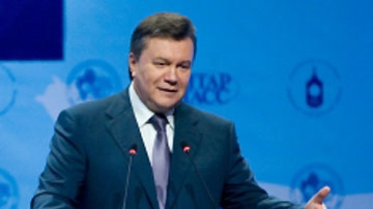С Януковича спросили за демократию