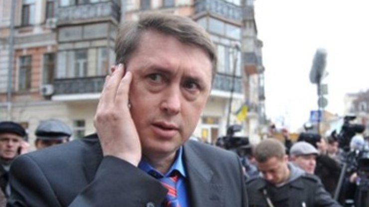 Суд постановил возобновить дело против Мельниченко