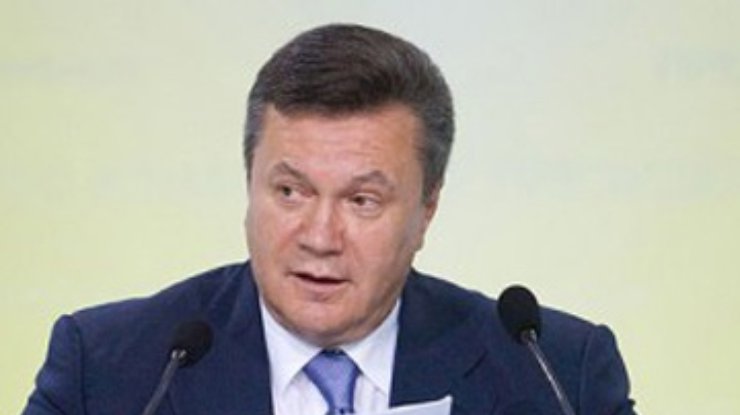 КС разрешил Януковичу ликвидировать суды
