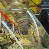 В супермаркетах Мелитополя до осени запретили продажу готовых блюд