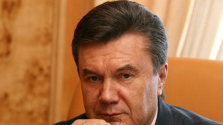 Янукович празднует 61-й день рождения