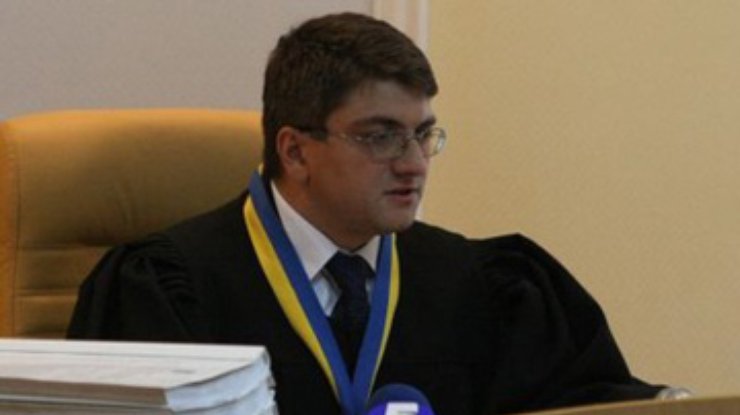 Судья по делу Тимошенко написал жалобу на ее адвоката