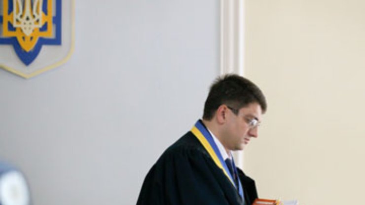 Тимошенко отказалась давать показания и суд перенесли на завтра (обновлено в 18.50)